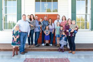 Extended family Bartley Ranch Portraits in fall by Reno Family Photographer