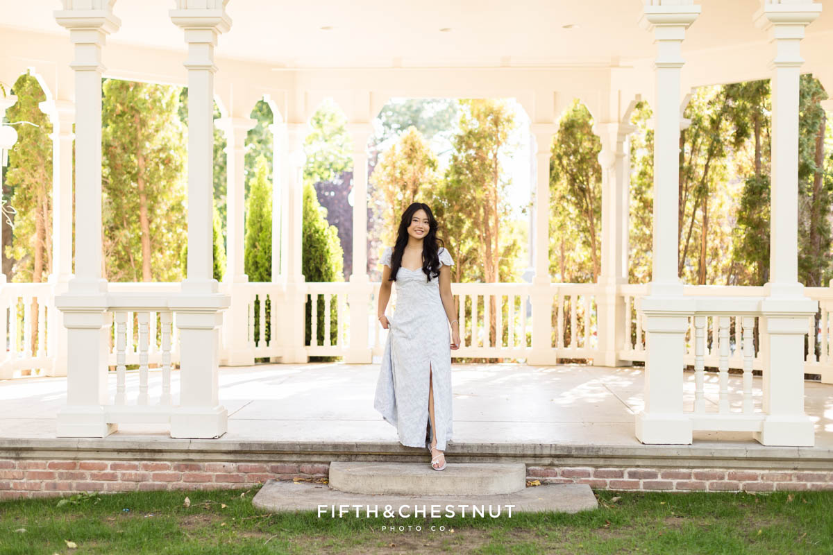 Bridgerton inspired senior portraits at UNR by Reno Senior Photographer